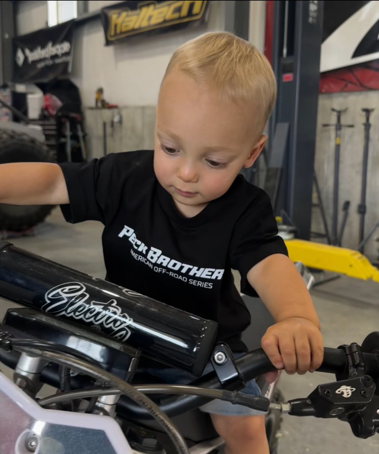 Off-Road Series Kids Hoodie & Tee